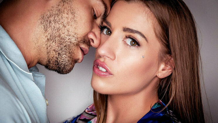 Juan Lucho and Silvia Dellai: Voyeurism Reloaded