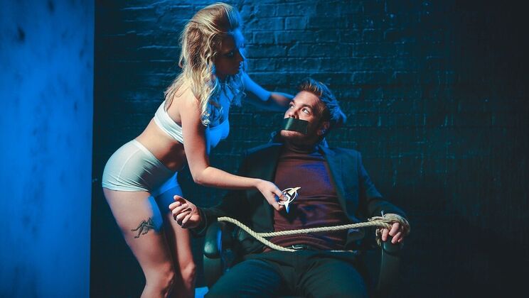 Khloe Kapri: Staying Over